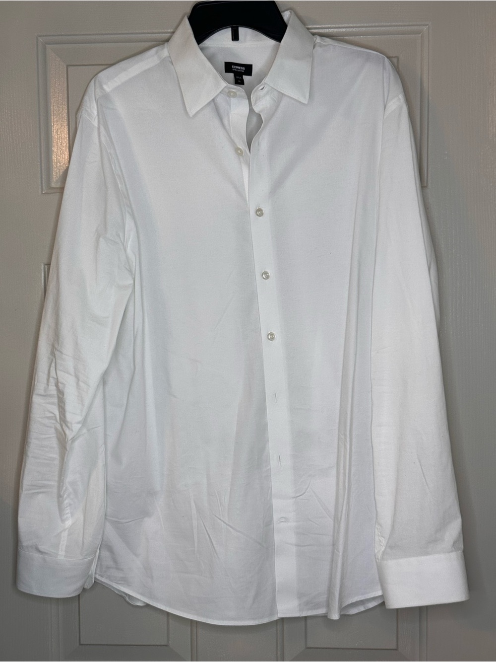 Express 1MX Men’s White Button-Front Dress Shirt